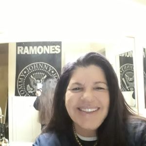 Meet your Posher, Lynne